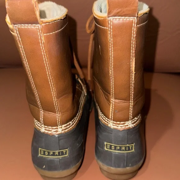 Esprit Duck Boots Womens size 8. Like New. - Picture 5 of 9